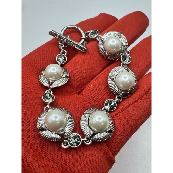 Stunning Givenchy Faux Pearl And Crystals  Silver Tone Bracelet And Earrings Set - Picture 13 of 15